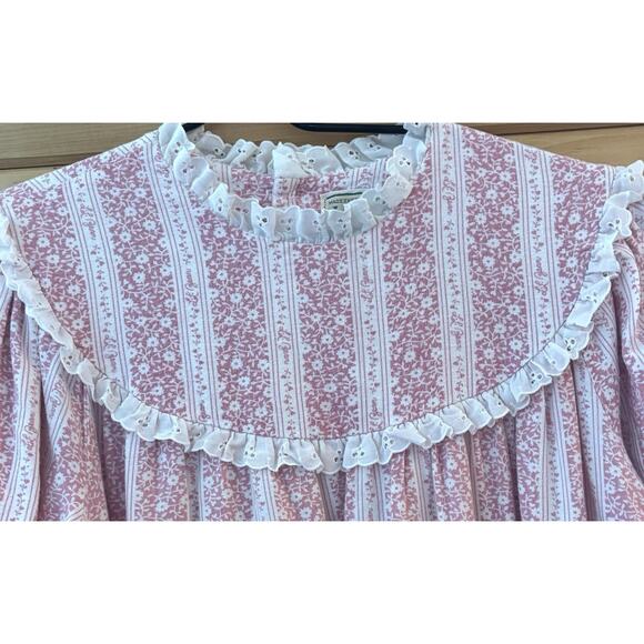 L L Bean VTG Nightgown Sz Lg Pink White Made USA Trad wife Cabincore Cozycore - Picture 3 of 5